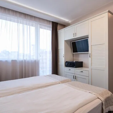 Caro & Hotel Varna
